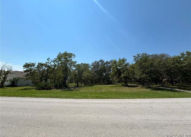 Property at 60 Woodfield Cir, Homosassa, FL 34446