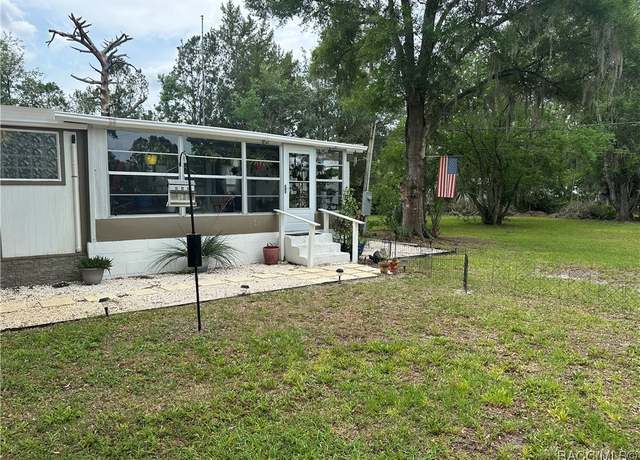 Property at 8022 W Fandango Ct, Crystal River, FL 34428, 1 bed, 1 bath