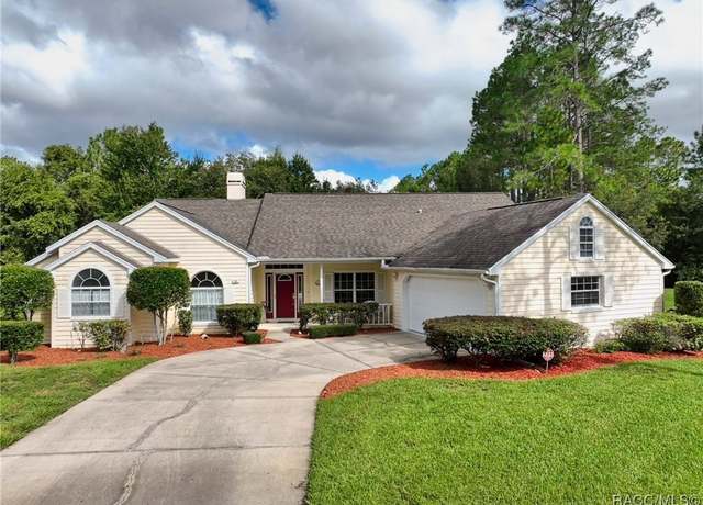 Property at 14 Blue Beech Ct, Homosassa, FL 34446, 3 beds, 2 baths