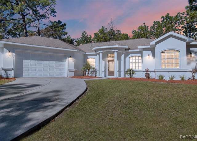 Property at 12 Colubrina Ct, Homosassa, FL 34446, 3 beds, 2 baths