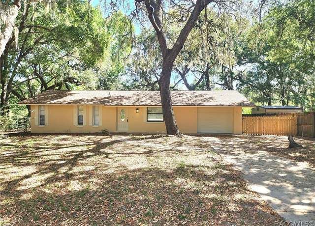 Property at 1625 N Oakhaven Ter, Inverness, FL 34453, 2 beds, 2 baths