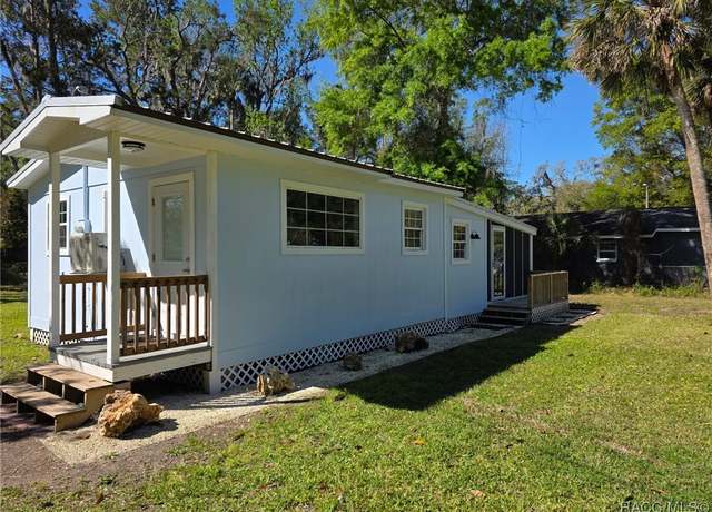 Property at 10568 W Oliver St, Homosassa, FL 34448, 2 beds, 1 bath