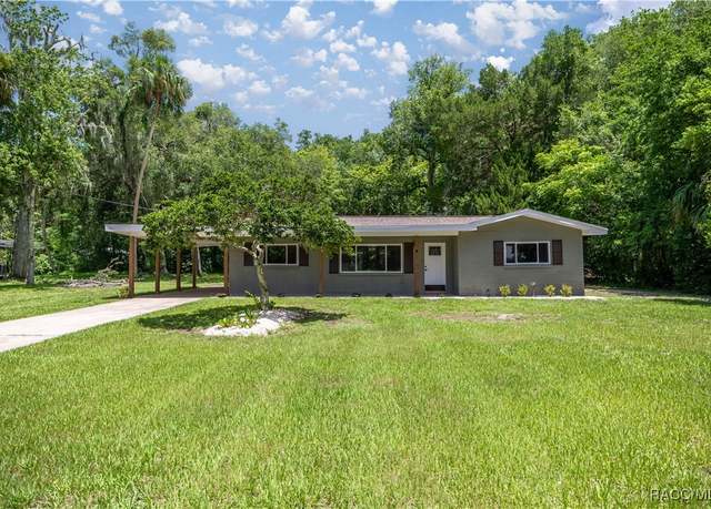Property at 1361 NW 19th St, Crystal River, FL 34428, 3 beds, 2 baths