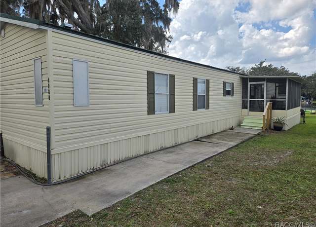 Property at 4080 N Bluewater Dr, Hernando, FL 34442, 2 beds, 2 baths