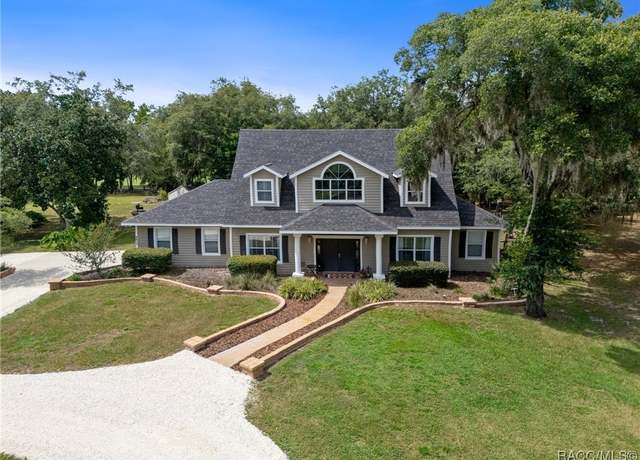 Property at 8855 E Larlan Ct, Inverness, FL 34450, 4 beds, 2.5 baths