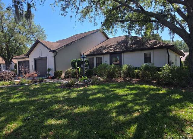 Property at 6487 W Lexington Dr, Crystal River, FL 34429, 2 beds, 2 baths