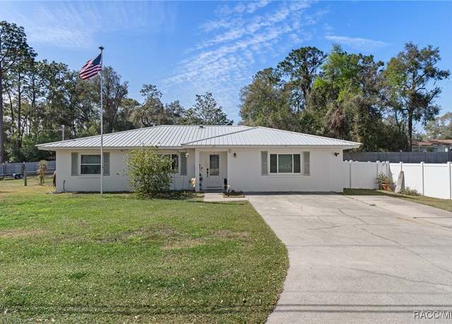 Property at 943 Maple Ave, Inverness, FL 34452, 3 beds, 2 baths