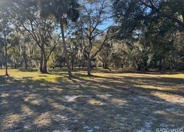 Property at 20 Cove Rd, Inglis, FL 34449