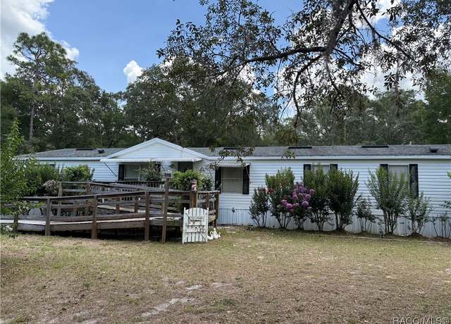 Property at 1959 S Colonial Ave, Homosassa, FL 34448, 4 beds, 3 baths