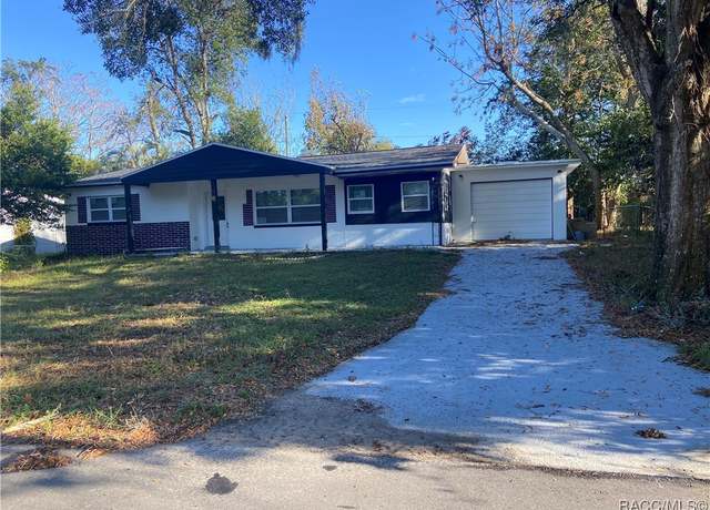 Property at 11 S Tyler St, Beverly Hills, FL 34465, 3 beds, 1 bath