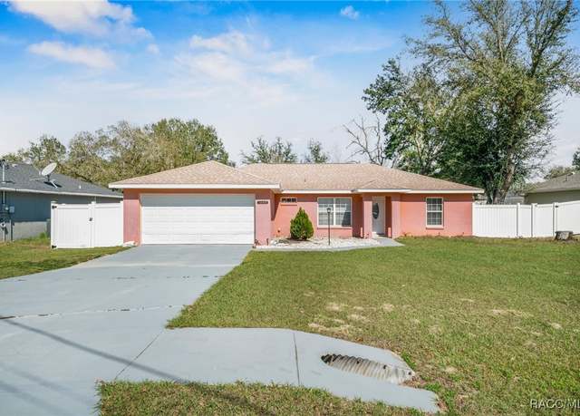 Property at 13425 SW 106th Pl, Dunnellon, FL 34432, 3 beds, 2 baths