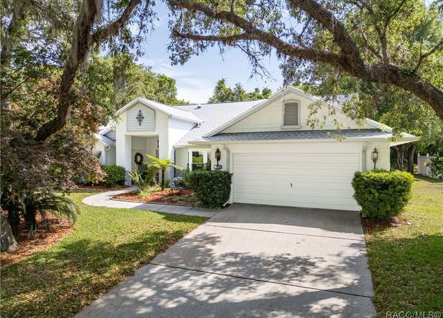 Property at 41 Pine Dr, Homosassa, FL 34446, 3 beds, 3 baths