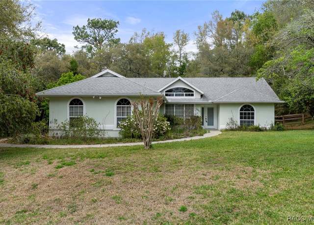 Property at 2061 E Celina St, Inverness, FL 34453, 3 beds, 2.5 baths