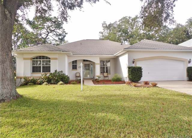 Property at 4614 N Crestline Dr, Beverly Hills, FL 34465, 3 beds, 2 baths