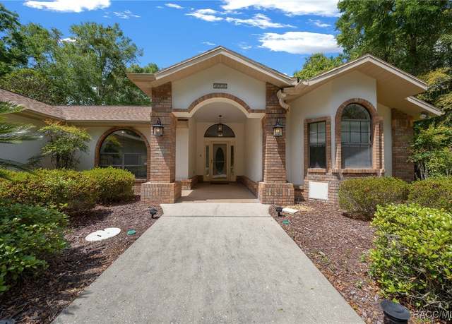 Property at 1212 N Castleland Ter, Lecanto, FL 34461, 3 beds, 2 baths