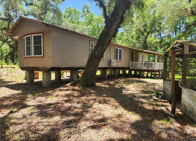 Property at 6343 E Indian Oaks Ct, Hernando, FL 34442, 3 beds, 2 baths