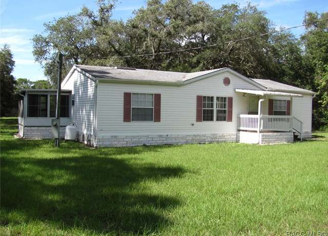 Property at 7280 W Autumn St, Homosassa, FL 34446, 3 beds, 2 baths