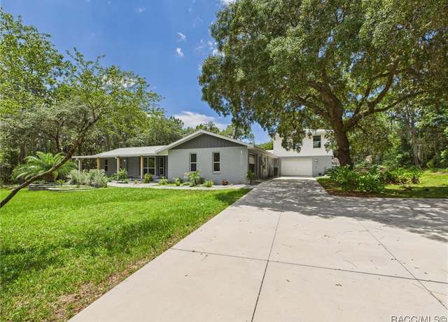 Property at 1020 N Ottawa Ave, Lecanto, FL 34461, 4 beds, 4 baths