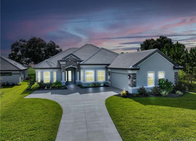 Property at 2308 N Peakview Loop, Hernando, FL 34442, 4 beds, 3.5 baths