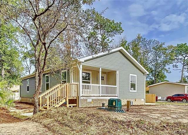 Property at 7637 W Sunburst Ln, Homosassa, FL 34446, 3 beds, 2 baths