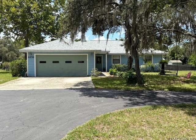 Property at 6236 W Oaklawn St, Homosassa, FL 34446, 3 beds, 2 baths
