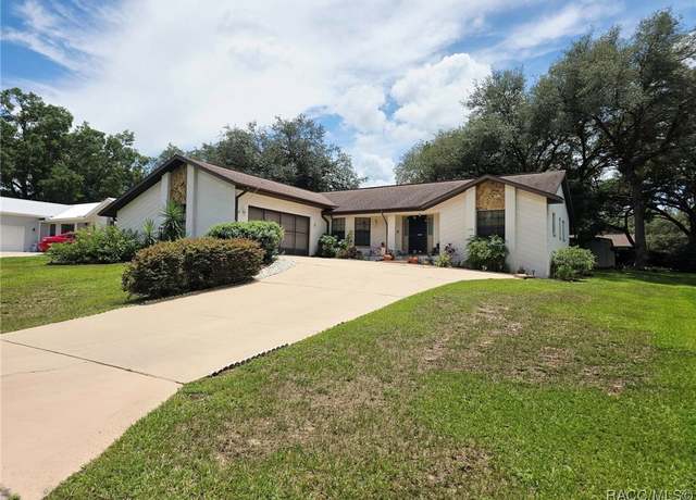 Property at 1219 E Silver Thorn Loop, Hernando, FL 34442, 3 beds, 2 baths