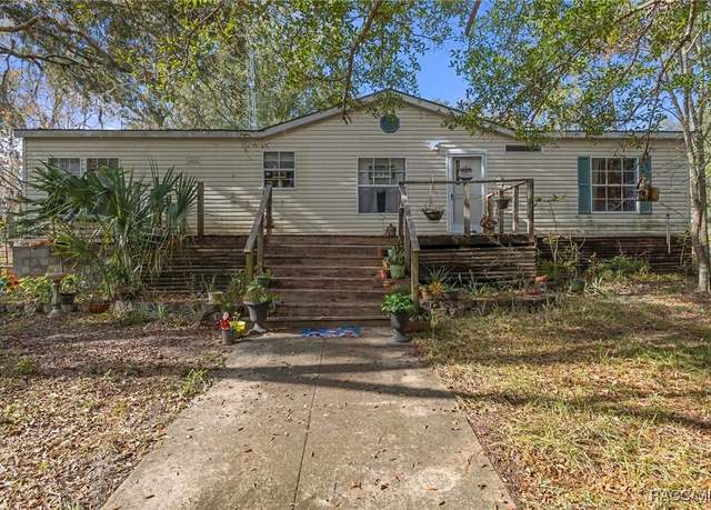 Property at 6812 N Tram Rd, Hernando, FL 34442, 2 beds, 2 baths