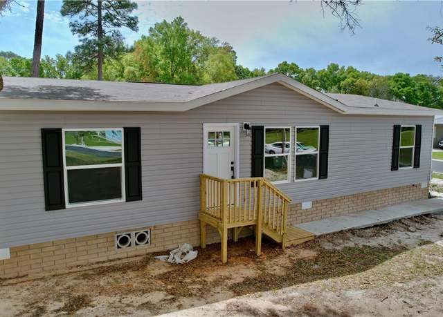 Property at 8325 N Fairgrove Ter, Dunnellon, FL 34433, 3 beds, 2 baths