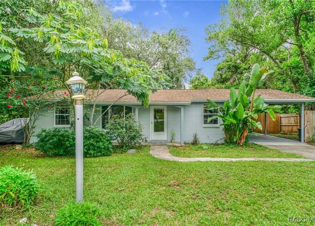Property at 2271 W Gardenia Dr, Citrus Springs, FL 34434, 2 beds, 2 baths