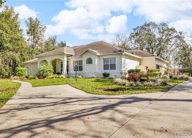 Property at 1323 N Annapolis Ave, Hernando, FL 34442, 4 beds, 3 baths