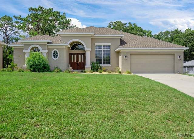 Property at 2211 N Heritage Oaks Path #18, Hernando, FL 34442, 3 beds, 2 baths