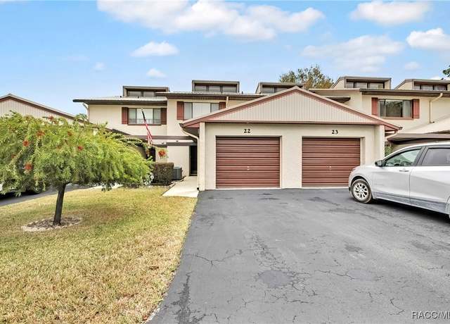 Property at 49 Douglas St #22, Homosassa, FL 34446, 2 beds, 2.5 baths
