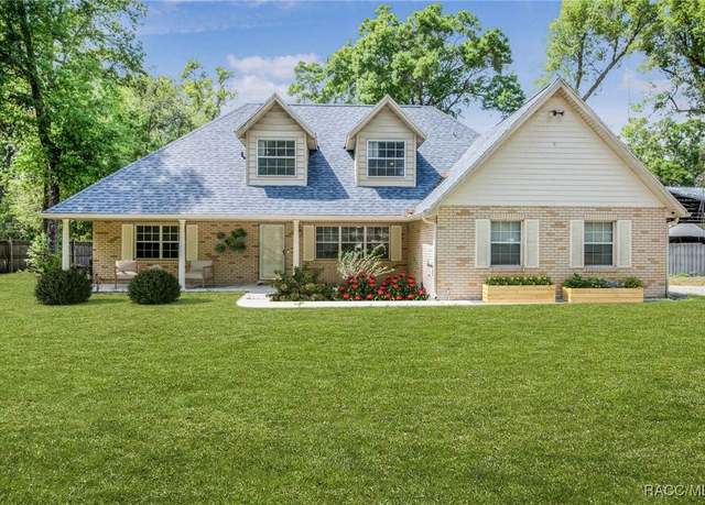 Property at 8661 E Henderson Trl, Inverness, FL 34450, 4 beds, 3 baths
