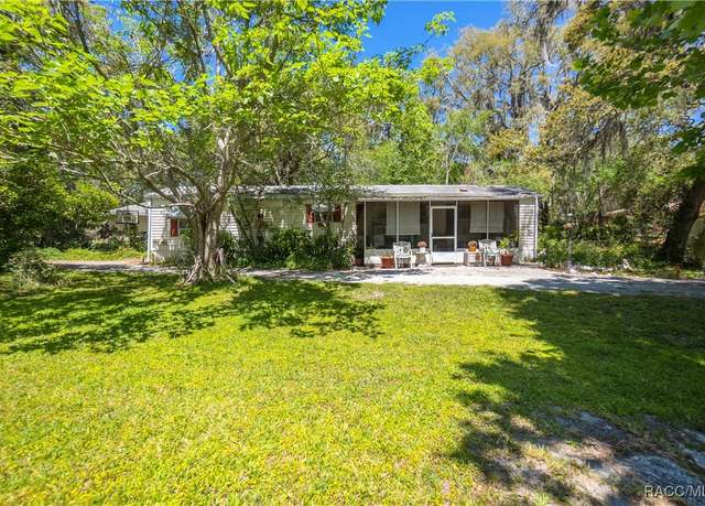 Property at 6782 S Whippoorwill Cir, Floral City, FL 34436, 2 beds, 1.5 baths