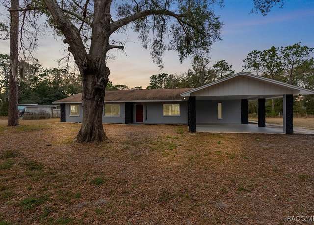 Property at 3230 N Quarterhorse Ter, Crystal River, FL 34428, 4 beds, 2 baths