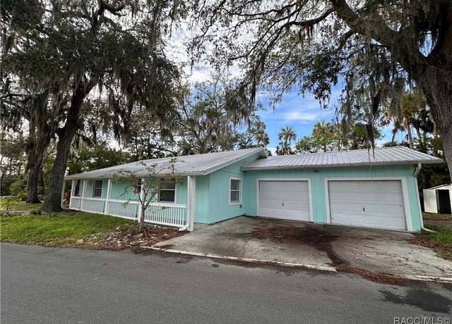 Property at 11441 W Priest Ln, Homosassa, FL 34448, 3 beds, 2 baths