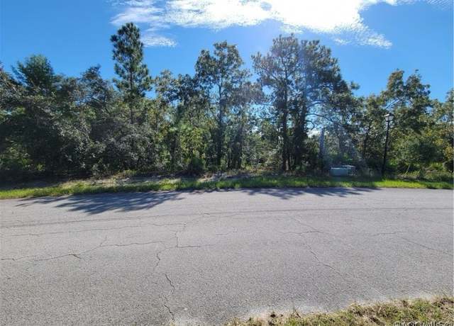 Property at 27 Dahlia Ct N, Homosassa, FL 34446
