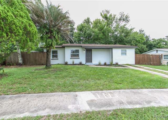 Property at 9345 N Elliot Way, Citrus Springs, FL 34434, 3 beds, 2 baths