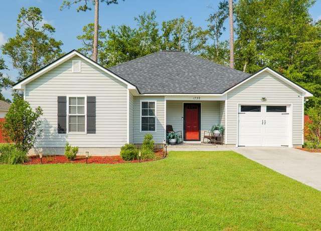 Property at 1739 Eli Pl, Valdosta, GA 31602, 3 beds, 2 baths