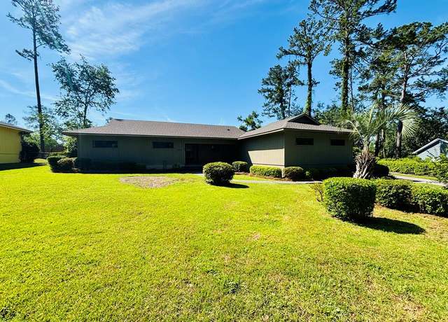 Property at 2005 Pinecliff Dr, Valdosta, GA 31602, 3 beds, 2 baths