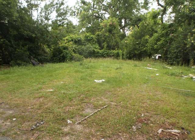 Property at 709 Murphy St, Valdosta, GA 31601