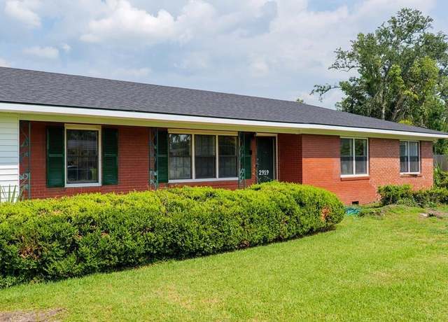 Property at 2919 Thea Ln, Valdosta, GA 31602, 3 beds, 2 baths