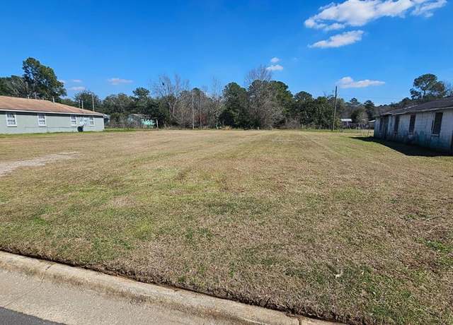 Property at 2220 S Jackson St, Albany, GA 31701