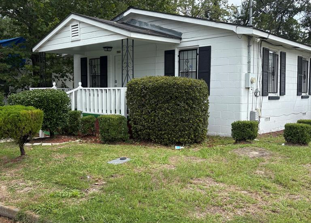 Property at 703 New Hudson St, Valdosta, GA 31601, 3 beds, 1 bath