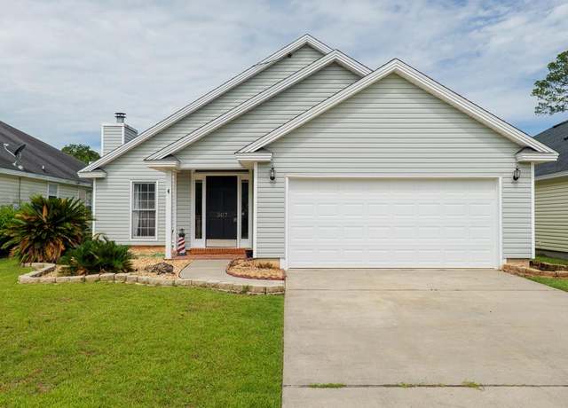 Property at 3417 Sussex Dr, Valdosta, GA 31605, 3 beds, 2.5 baths