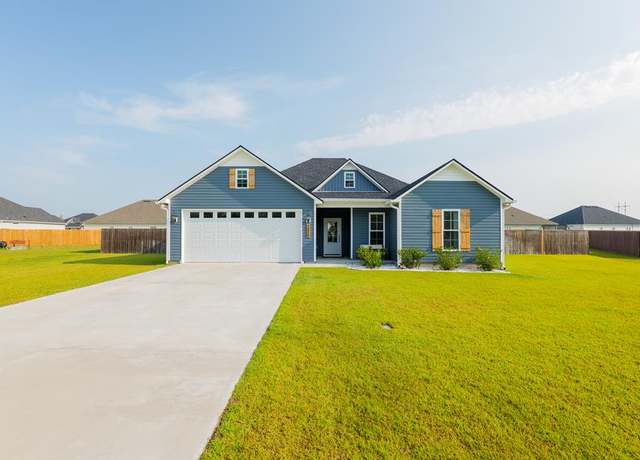 Property at 3839 Renee Pl, Hahira, GA 31632, 4 beds, 2 baths