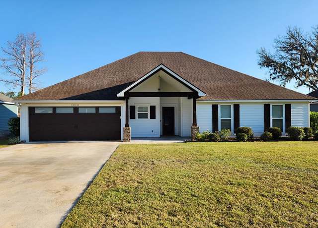 Property at 5050 Diamond Dr, Lake Park, GA 31636, 4 beds, 2.5 baths