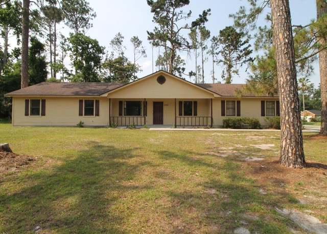 Property at 3941 Greenridge Rd, Valdosta, GA 31605, 3 beds, 2 baths