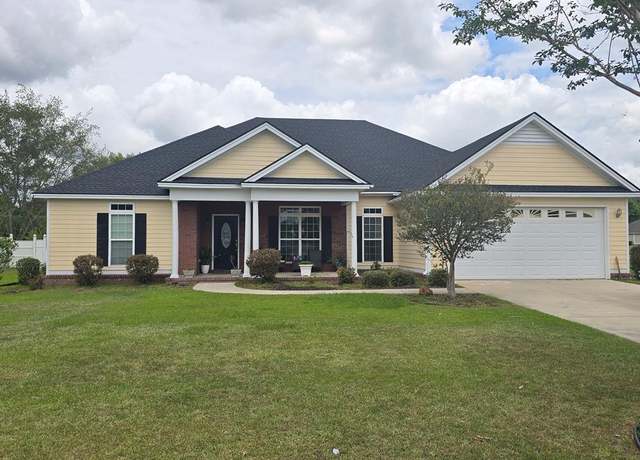 Property at 3807 Thoreau Dr, Valdosta, GA 31605, 4 beds, 2 baths