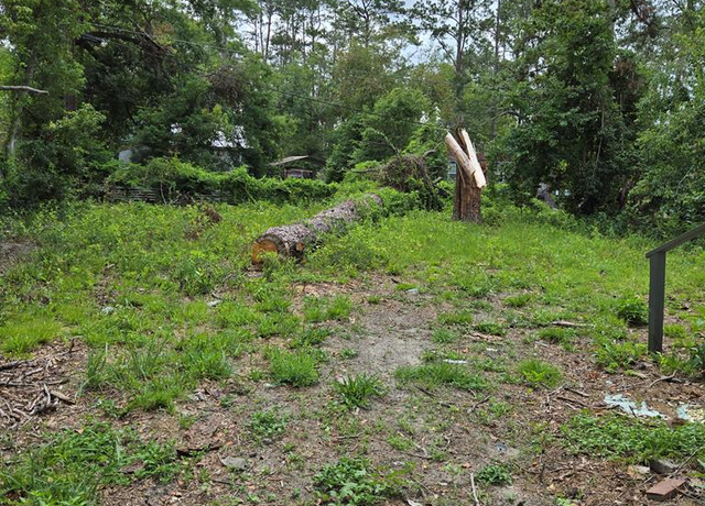 Property at 1303 Jo Ree St, Valdosta, GA 31601